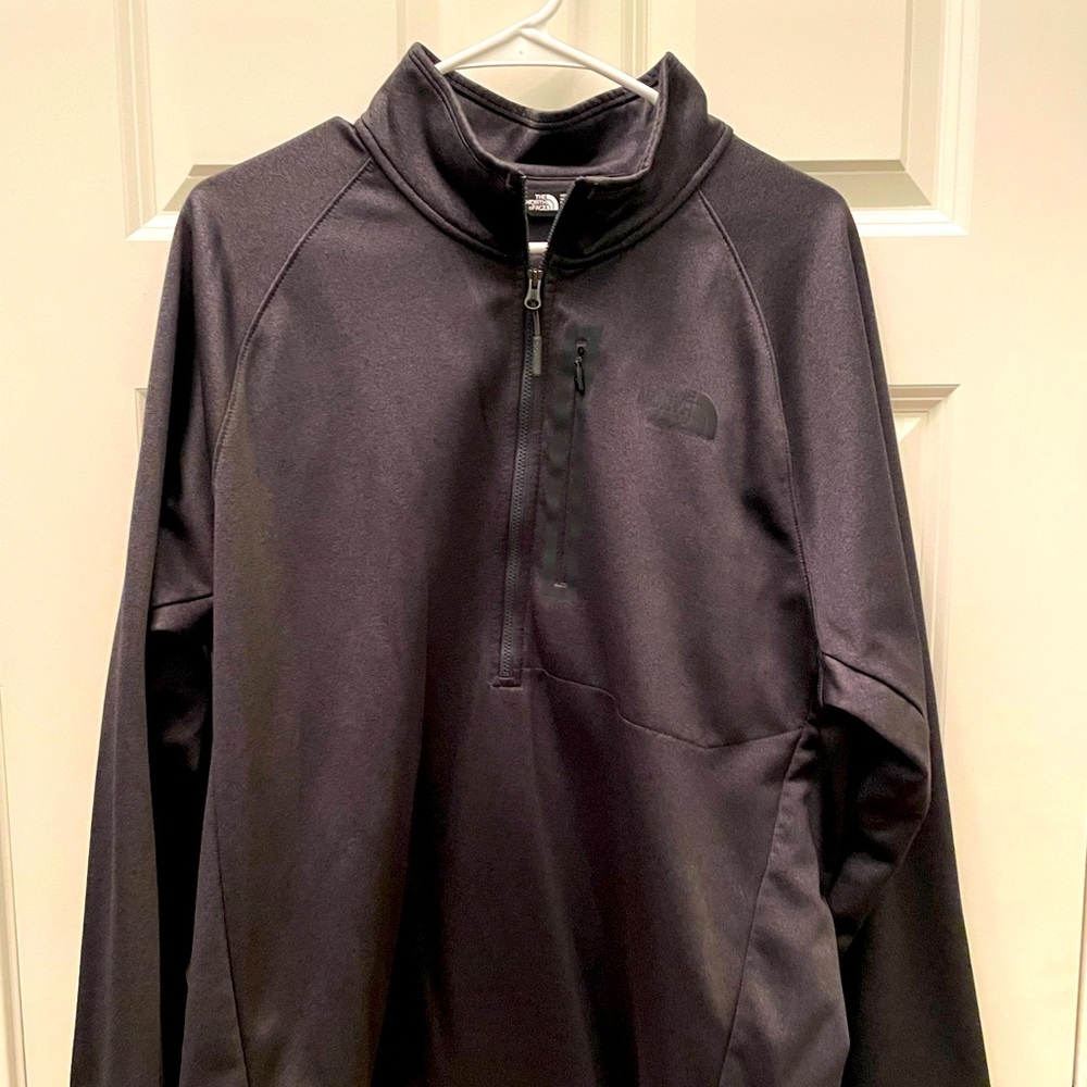 The North Face, Men’s dark grey half-zip size XL